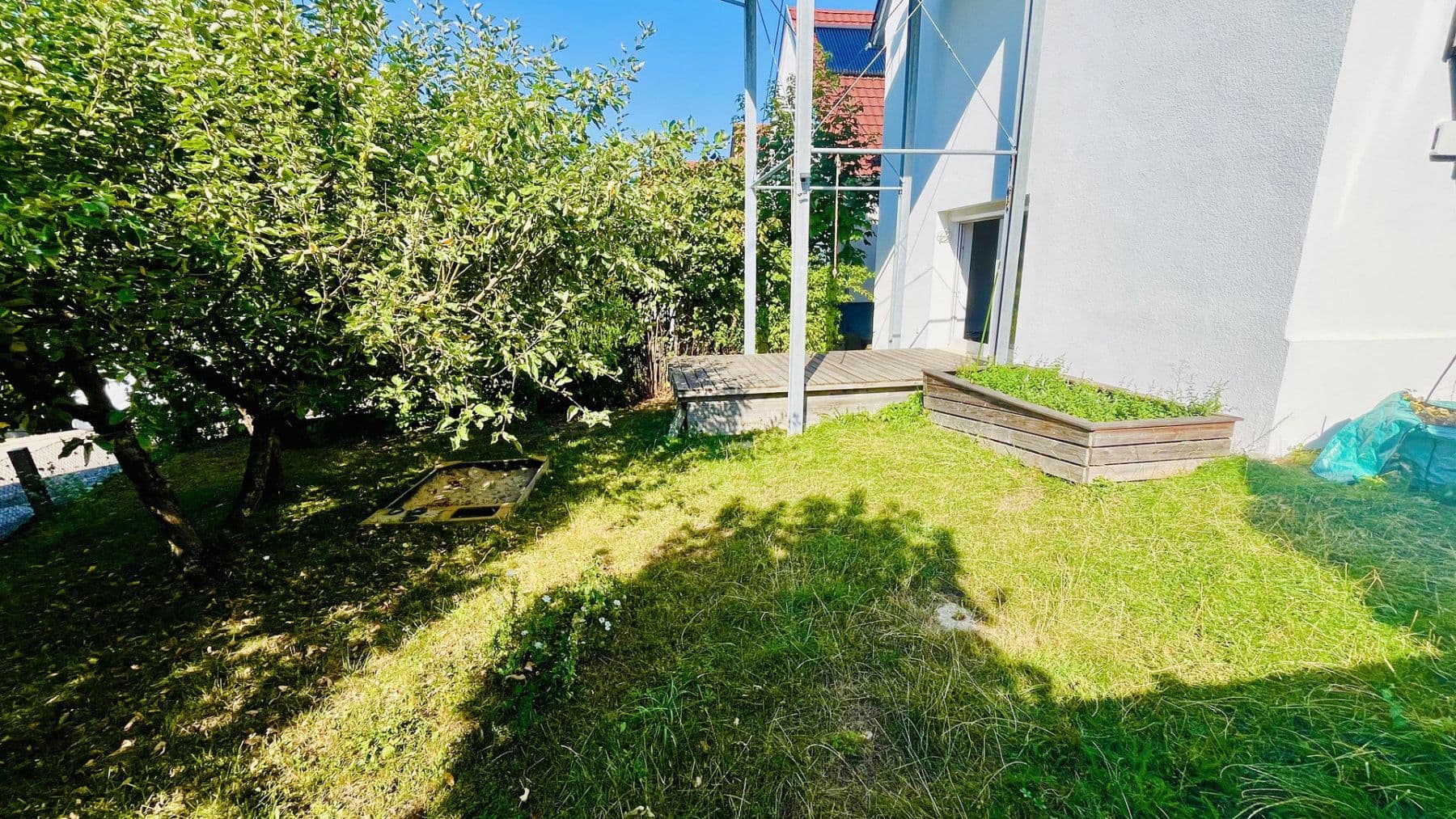 Predaj bytu 3-izbový 90 m², Egertstraße 26, EG, Reutlingen, Bádensko-Wurttembersko Predaj bytu 3-izbový 90 m², Egertstraße 26, EG, Reutlingen, Bádensko-Wurttembersko