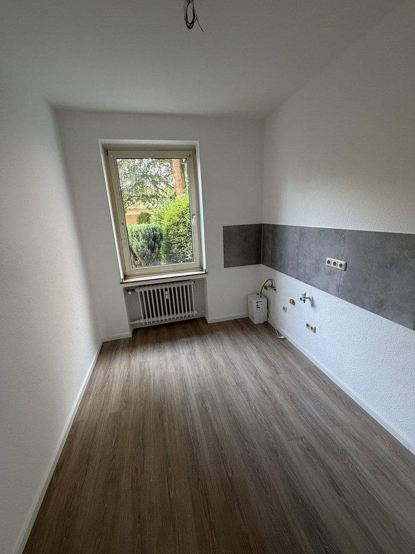 Prenájom bytu 2-izbový 60 m², Hülser Straße 373, Krefeld, Severné Porýnie - Westfálsko Prenájom bytu 2-izbový 60 m², Hülser Straße 373, Krefeld, Severné Porýnie - Westfálsko