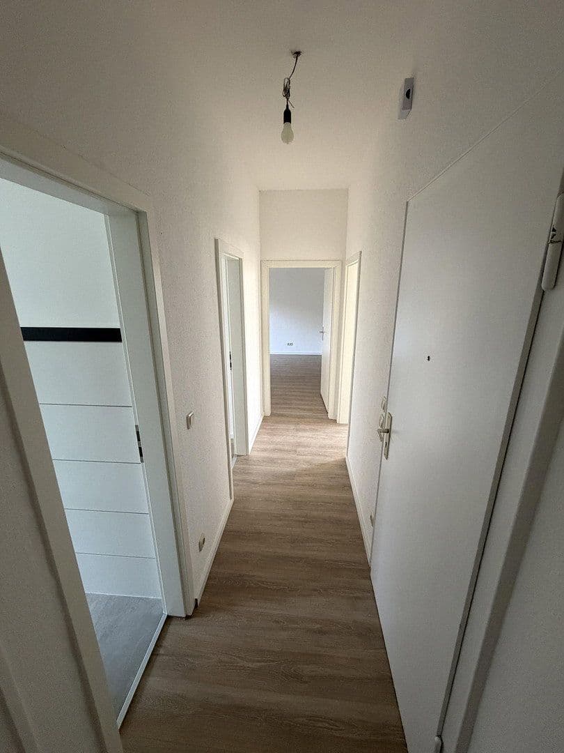 Prenájom bytu 2-izbový 60 m², Hülser Straße 373, Krefeld, Severné Porýnie - Westfálsko Prenájom bytu 2-izbový 60 m², Hülser Straße 373, Krefeld, Severné Porýnie - Westfálsko