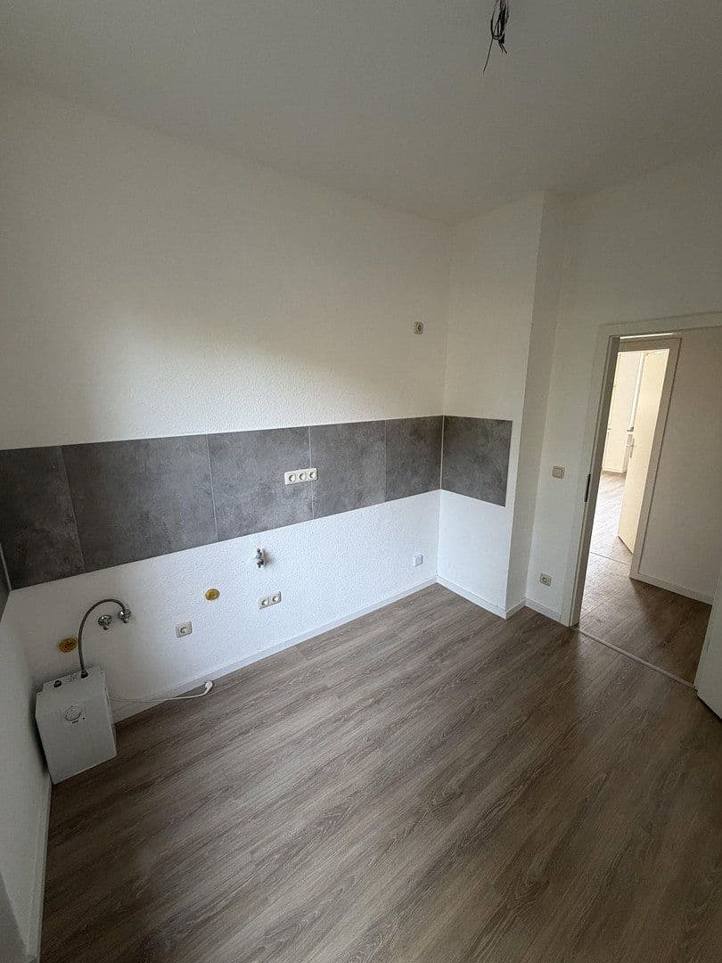 Prenájom bytu 2-izbový 60 m², Hülser Straße 373, Krefeld, Severné Porýnie - Westfálsko Prenájom bytu 2-izbový 60 m², Hülser Straße 373, Krefeld, Severné Porýnie - Westfálsko