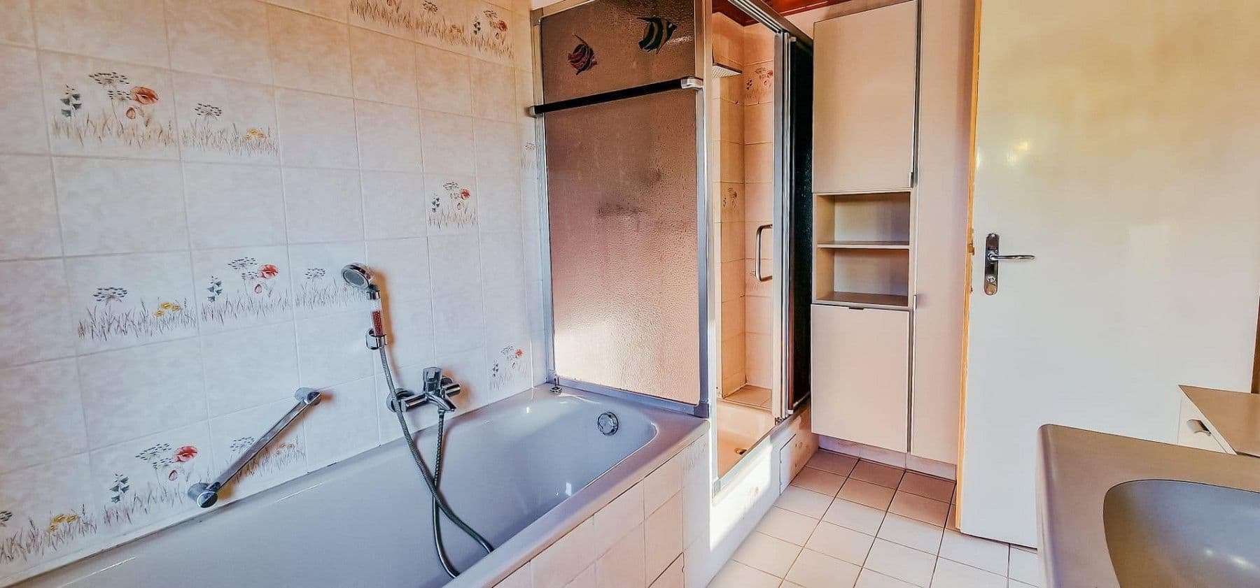 Predaj domu 122 m², pozemok 424 m², Karl Staib Str 35, Hattersheim am Main, Hesensko Predaj domu 122 m², pozemok 424 m², Karl Staib Str 35, Hattersheim am Main, Hesensko