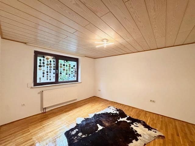 Prenájom bytu 3-izbový 76 m², Greifenklaustraße 12, Reckendorf, Bavorsko Prenájom bytu 3-izbový 76 m², Greifenklaustraße 12, Reckendorf, Bavorsko