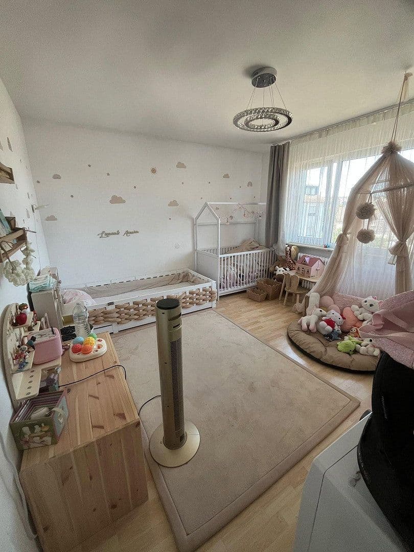 Prenájom bytu 3-izbový 73 m², Mühlengrund 24, Rödermark, Hesensko Prenájom bytu 3-izbový 73 m², Mühlengrund 24, Rödermark, Hesensko