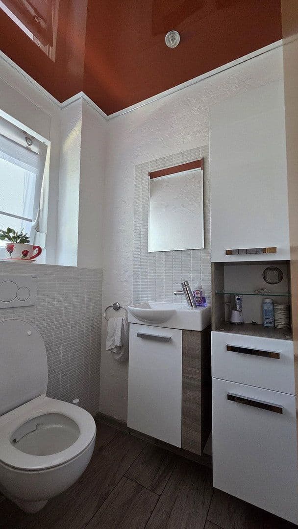 Predaj domu 183 m², pozemok 560 m², Schellerten, Dolné Sasko Predaj domu 183 m², pozemok 560 m², Schellerten, Dolné Sasko