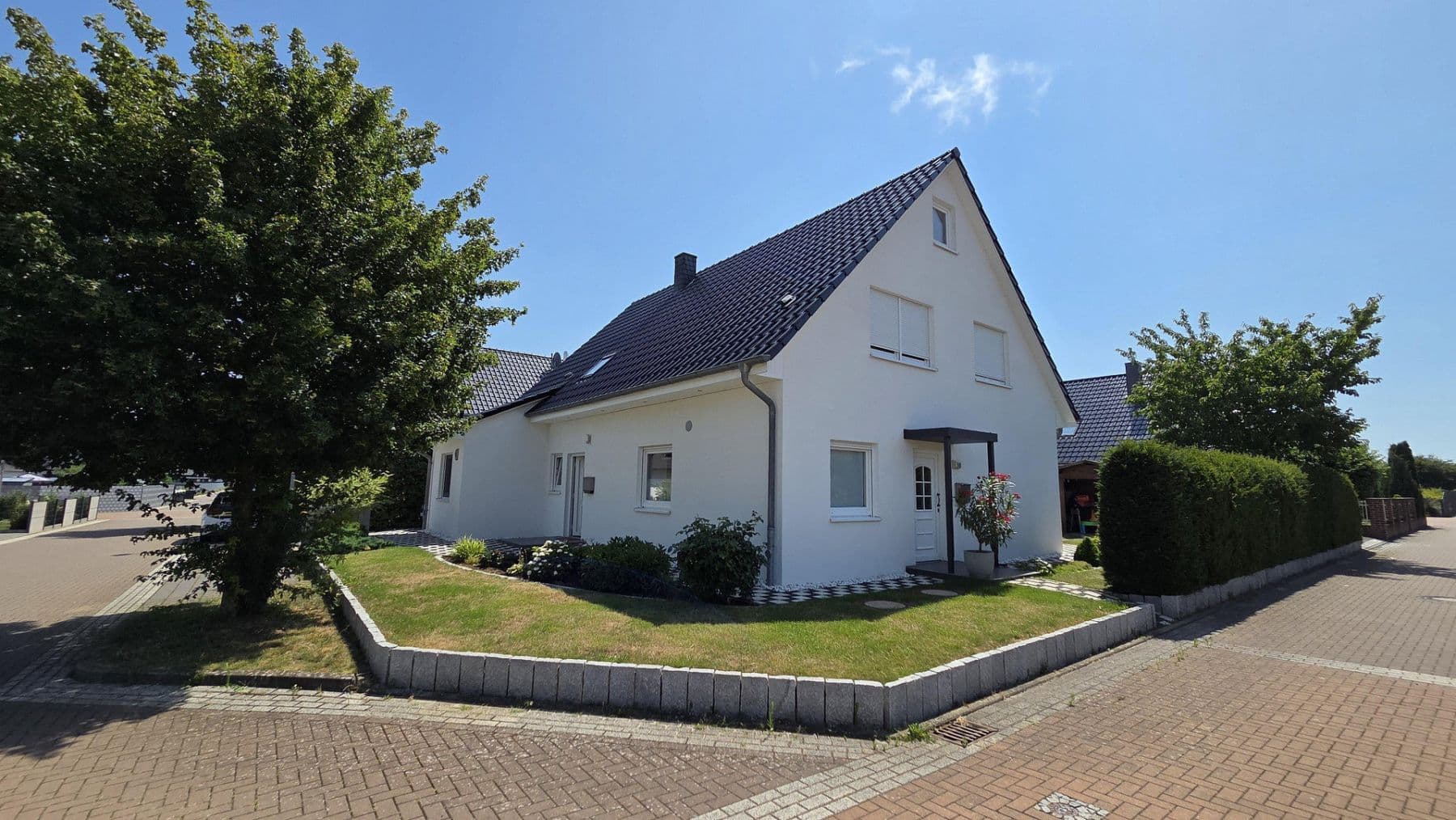 Predaj domu 183 m², pozemok 560 m², Schellerten, Dolné Sasko Predaj domu 183 m², pozemok 560 m², Schellerten, Dolné Sasko
