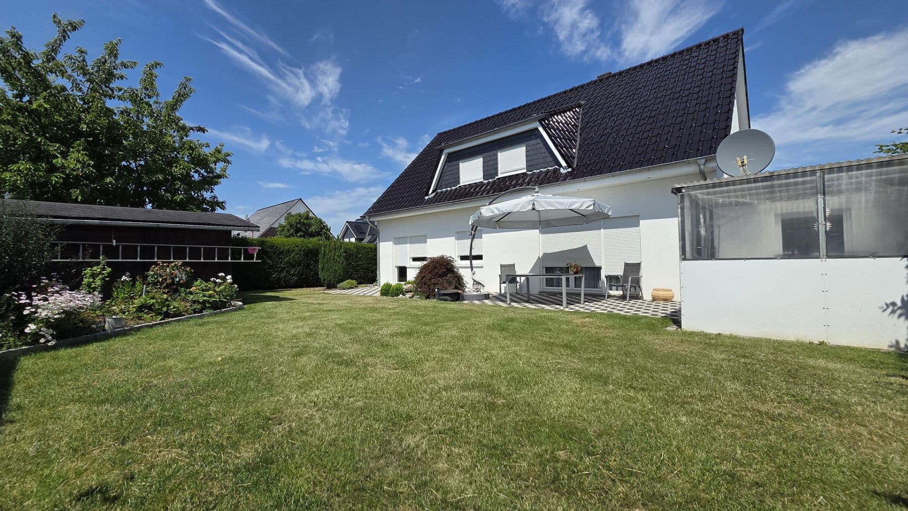 Predaj domu 183 m², pozemok 560 m², Schellerten, Dolné Sasko Predaj domu 183 m², pozemok 560 m², Schellerten, Dolné Sasko