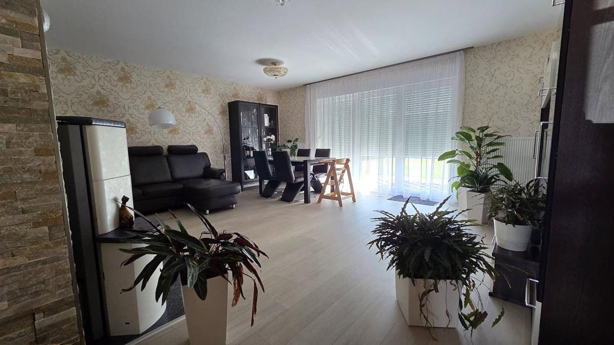 Predaj domu 183 m², pozemok 560 m², Schellerten, Dolné Sasko Predaj domu 183 m², pozemok 560 m², Schellerten, Dolné Sasko