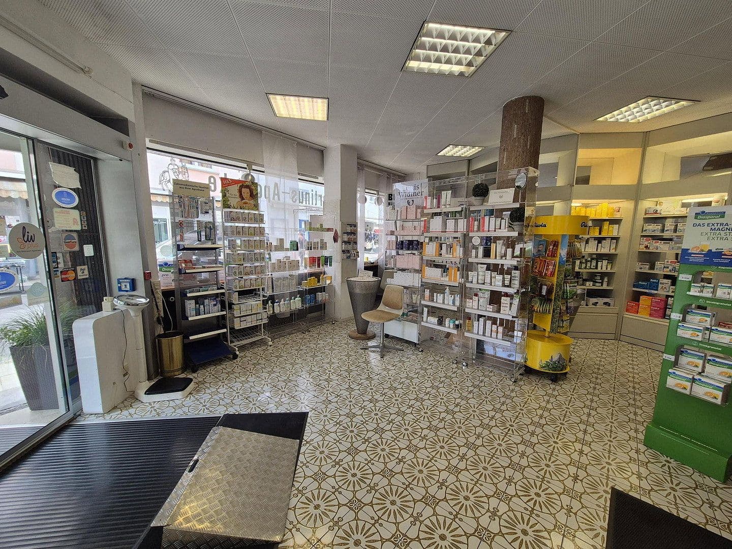 Prenájom nebytového priestoru 170 m², Hauptstraße 47a, Bad Orb, Hesensko Prenájom nebytového priestoru 170 m², Hauptstraße 47a, Bad Orb, Hesensko