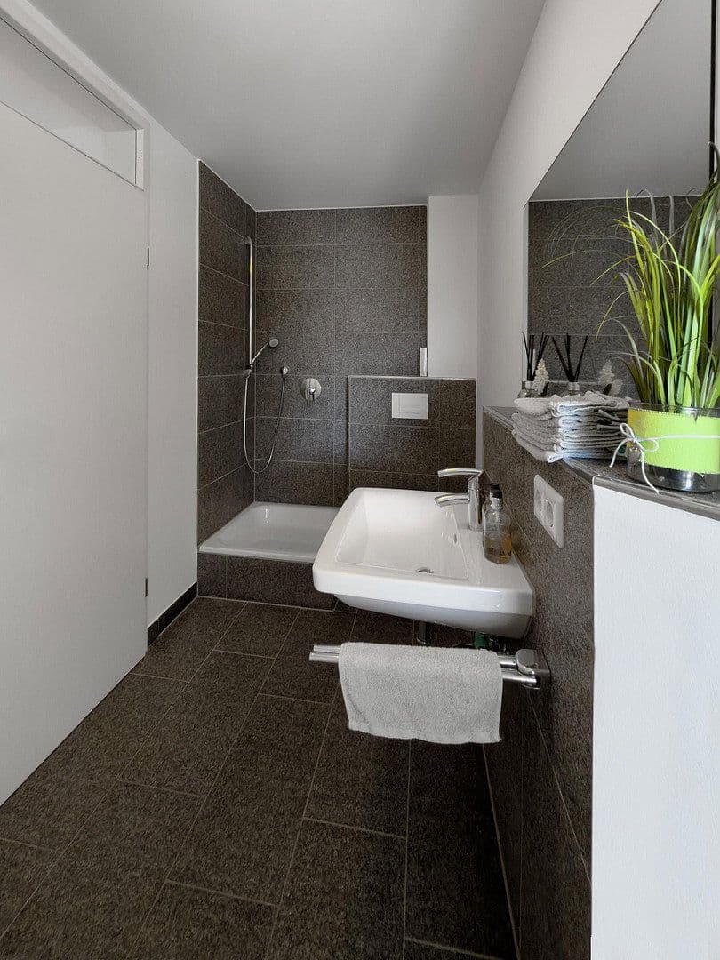 Predaj domu 201 m², pozemok 355 m², Bodman-Ludwigshafen, Bádensko-Wurttembersko Predaj domu 201 m², pozemok 355 m², Bodman-Ludwigshafen, Bádensko-Wurttembersko