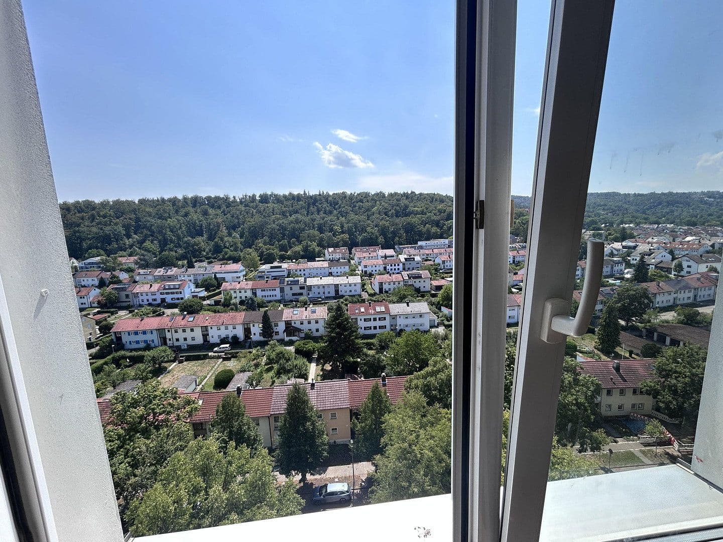 Prenájom bytu 2-izbový 68 m², Krokodilweg 40, Stuttgart, Bádensko-Wurttembersko Prenájom bytu 2-izbový 68 m², Krokodilweg 40, Stuttgart, Bádensko-Wurttembersko