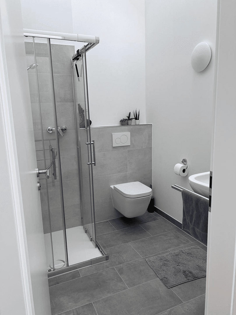 Prenájom domu 158 m², pozemok 110 m², Bauseweinallee 58f, München, Bavorsko Prenájom domu 158 m², pozemok 110 m², Bauseweinallee 58f, München, Bavorsko