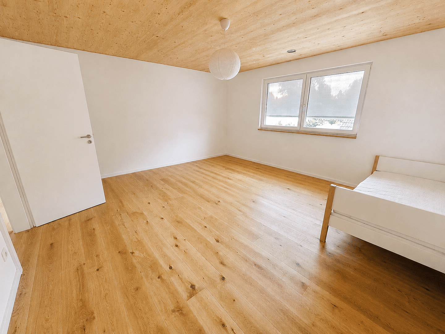 Prenájom domu 158 m², pozemok 110 m², Bauseweinallee 58f, München, Bavorsko Prenájom domu 158 m², pozemok 110 m², Bauseweinallee 58f, München, Bavorsko
