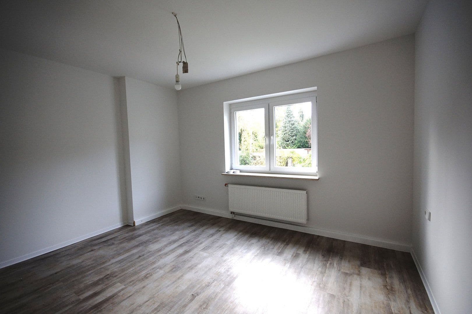 Prenájom bytu 2-izbový 62 m², Kaiserstraße 21, Mönchengladbach, Severné Porýnie - Westfálsko Prenájom bytu 2-izbový 62 m², Kaiserstraße 21, Mönchengladbach, Severné Porýnie - Westfálsko