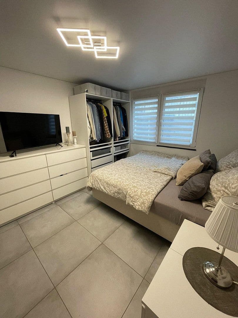 Prenájom bytu 3-izbový 95 m², Bad Rappenau, Bádensko-Wurttembersko Prenájom bytu 3-izbový 95 m², Bad Rappenau, Bádensko-Wurttembersko
