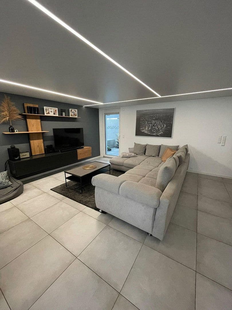 Prenájom bytu 3-izbový 95 m², Bad Rappenau, Bádensko-Wurttembersko Prenájom bytu 3-izbový 95 m², Bad Rappenau, Bádensko-Wurttembersko
