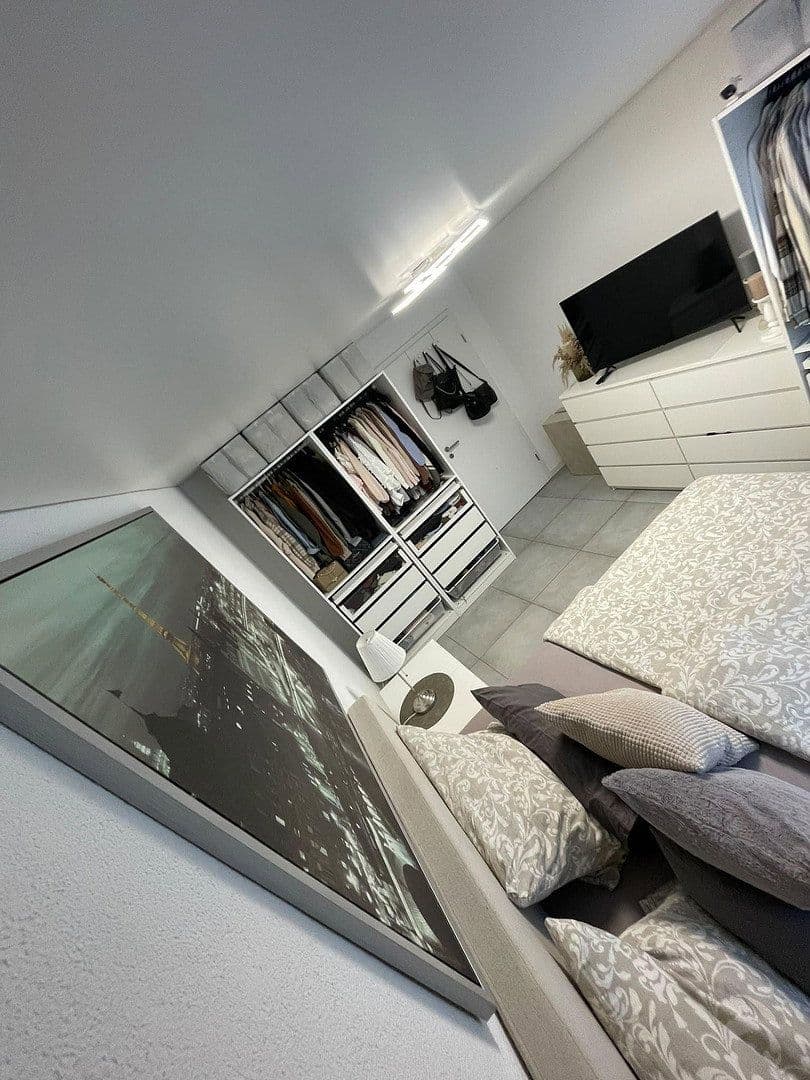 Prenájom bytu 3-izbový 95 m², Bad Rappenau, Bádensko-Wurttembersko Prenájom bytu 3-izbový 95 m², Bad Rappenau, Bádensko-Wurttembersko