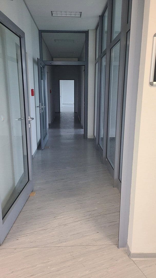 Prenájom kancelárie 414 m², Am Hasensprung 7, Mühlenbecker Land, Brandenbursko Prenájom kancelárie 414 m², Am Hasensprung 7, Mühlenbecker Land, Brandenbursko