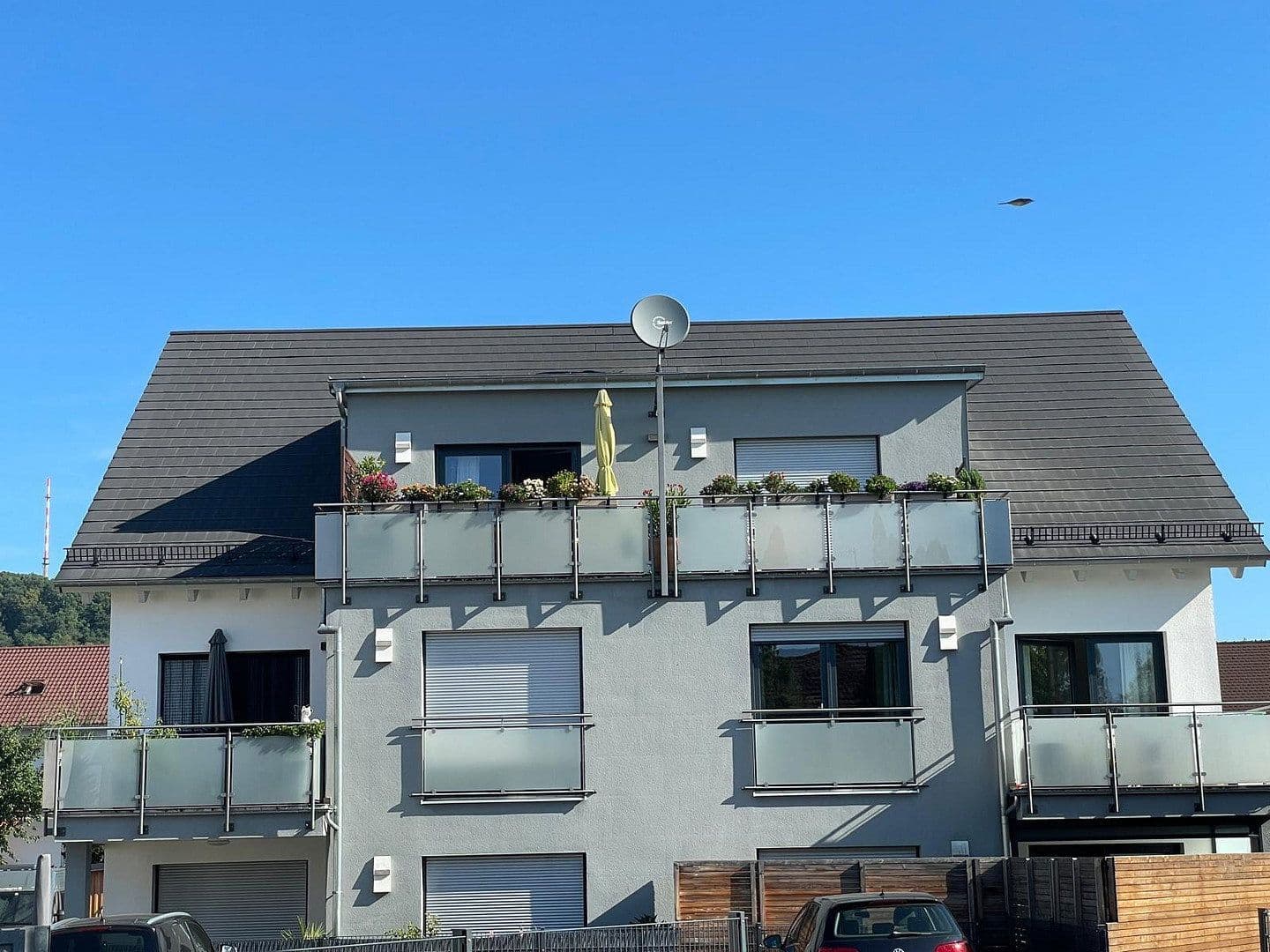 Predaj bytu 4-izbový 125 m², Weinbergstraße 7, Tegernheim, Bavorsko Predaj bytu 4-izbový 125 m², Weinbergstraße 7, Tegernheim, Bavorsko