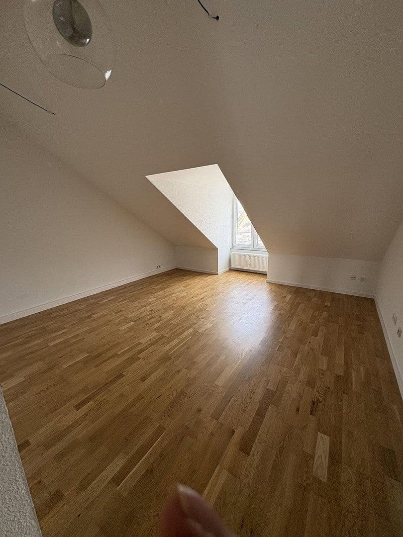 Prenájom bytu 2-izbový 49 m², Frankfurt, Hesensko Prenájom bytu 2-izbový 49 m², Frankfurt, Hesensko