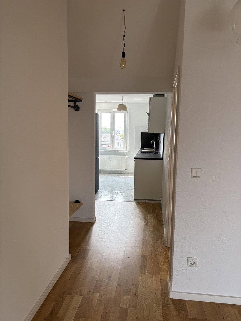 Prenájom bytu 2-izbový 49 m², Frankfurt, Hesensko Prenájom bytu 2-izbový 49 m², Frankfurt, Hesensko