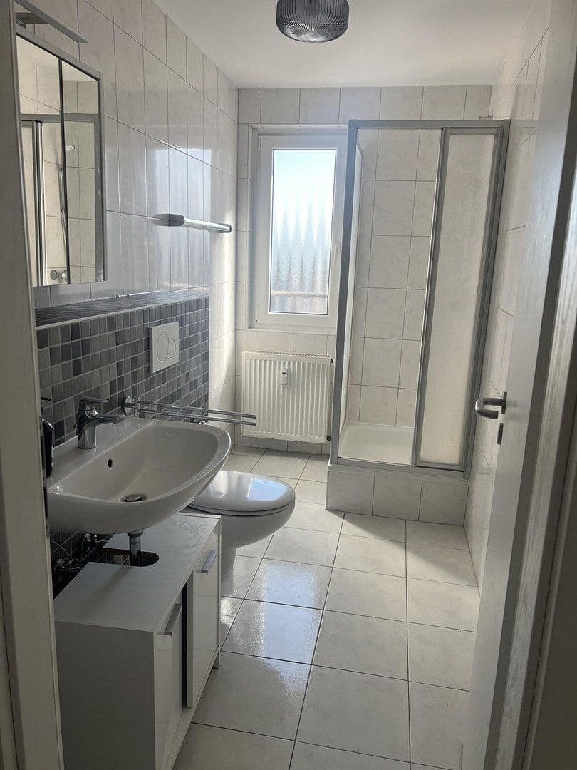 Prenájom bytu 2-izbový 49 m², Frankfurt, Hesensko Prenájom bytu 2-izbový 49 m², Frankfurt, Hesensko