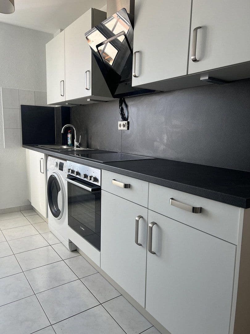 Prenájom bytu 2-izbový 49 m², Frankfurt, Hesensko Prenájom bytu 2-izbový 49 m², Frankfurt, Hesensko