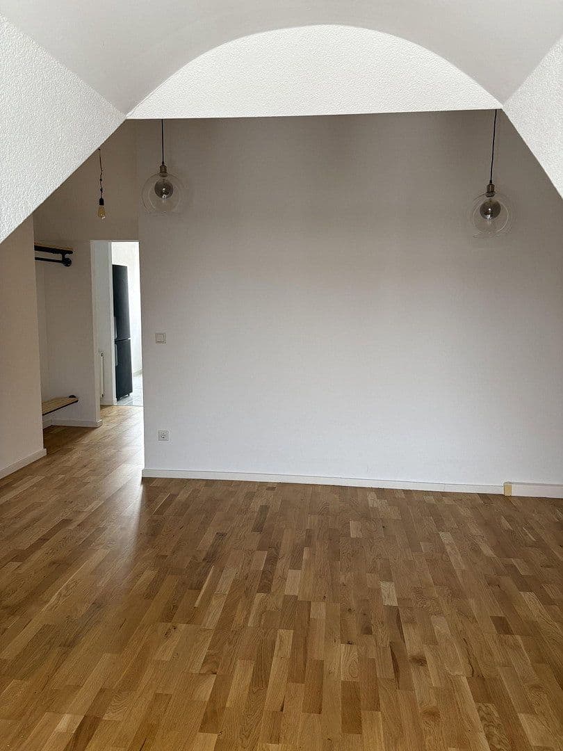 Prenájom bytu 2-izbový 49 m², Frankfurt, Hesensko Prenájom bytu 2-izbový 49 m², Frankfurt, Hesensko