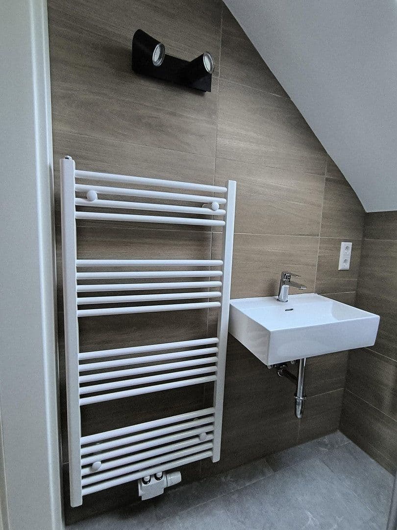 Prenájom bytu 3-izbový 65 m², Göppingen, Bádensko-Wurttembersko Prenájom bytu 3-izbový 65 m², Göppingen, Bádensko-Wurttembersko
