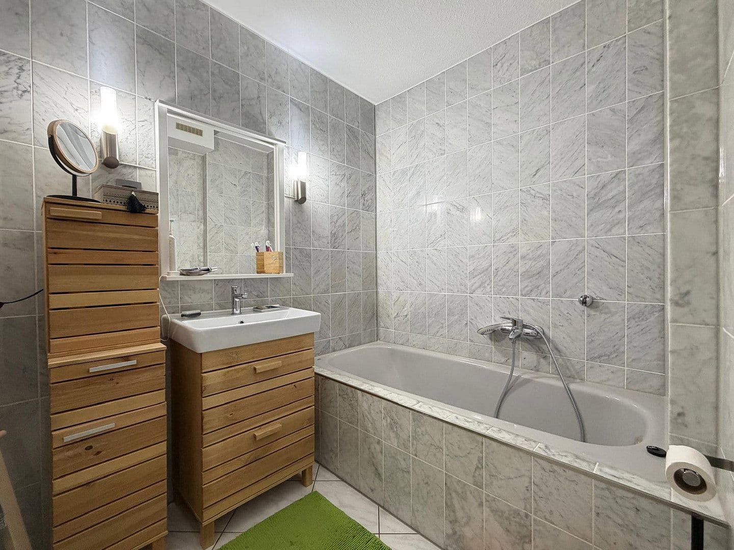 Prenájom bytu 3-izbový 88 m², Opladener Straße 102, Leverkusen, Severné Porýnie - Westfálsko Prenájom bytu 3-izbový 88 m², Opladener Straße 102, Leverkusen, Severné Porýnie - Westfálsko