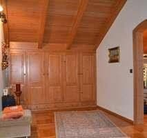 Prenájom domu 235 m², pozemok 450 m², Grafinger Str. 40, Grafing, Bavorsko Prenájom domu 235 m², pozemok 450 m², Grafinger Str. 40, Grafing, Bavorsko