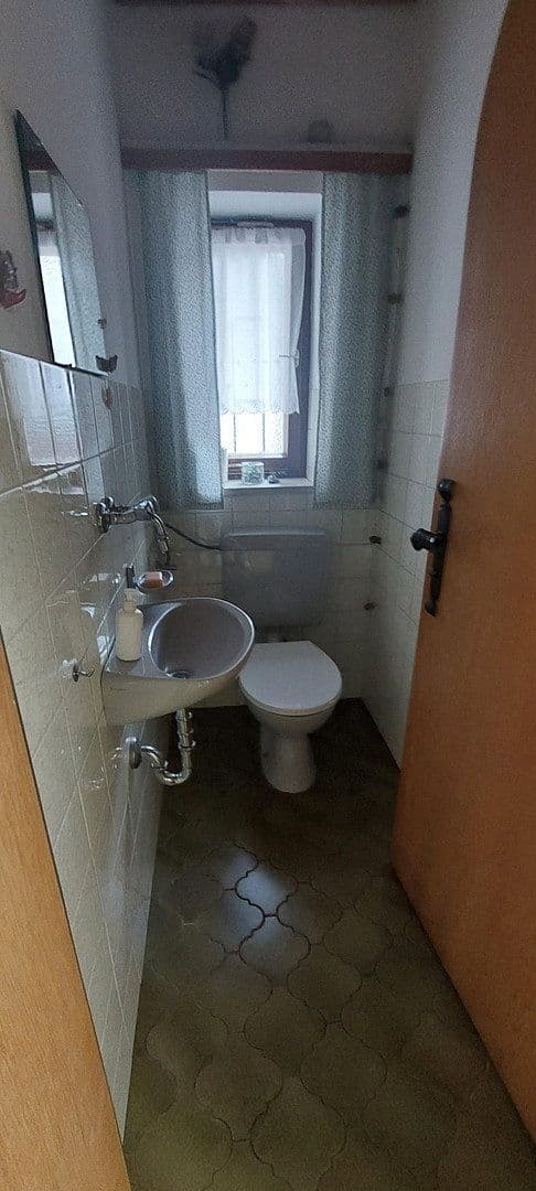 Prenájom domu 235 m², pozemok 450 m², Grafinger Str. 40, Grafing, Bavorsko Prenájom domu 235 m², pozemok 450 m², Grafinger Str. 40, Grafing, Bavorsko