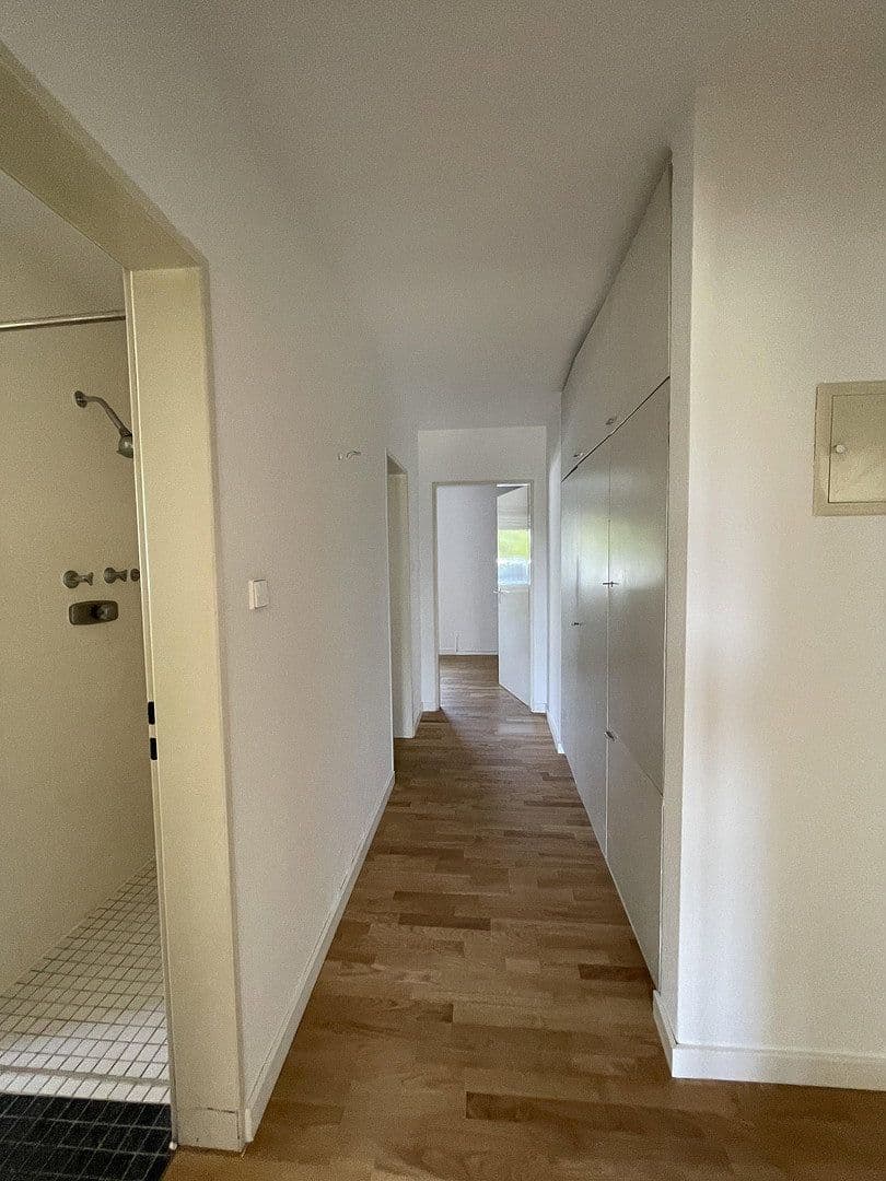 Predaj domu 410 m², pozemok 1.100 m², Korntal-Münchingen, Bádensko-Wurttembersko Predaj domu 410 m², pozemok 1.100 m², Korntal-Münchingen, Bádensko-Wurttembersko