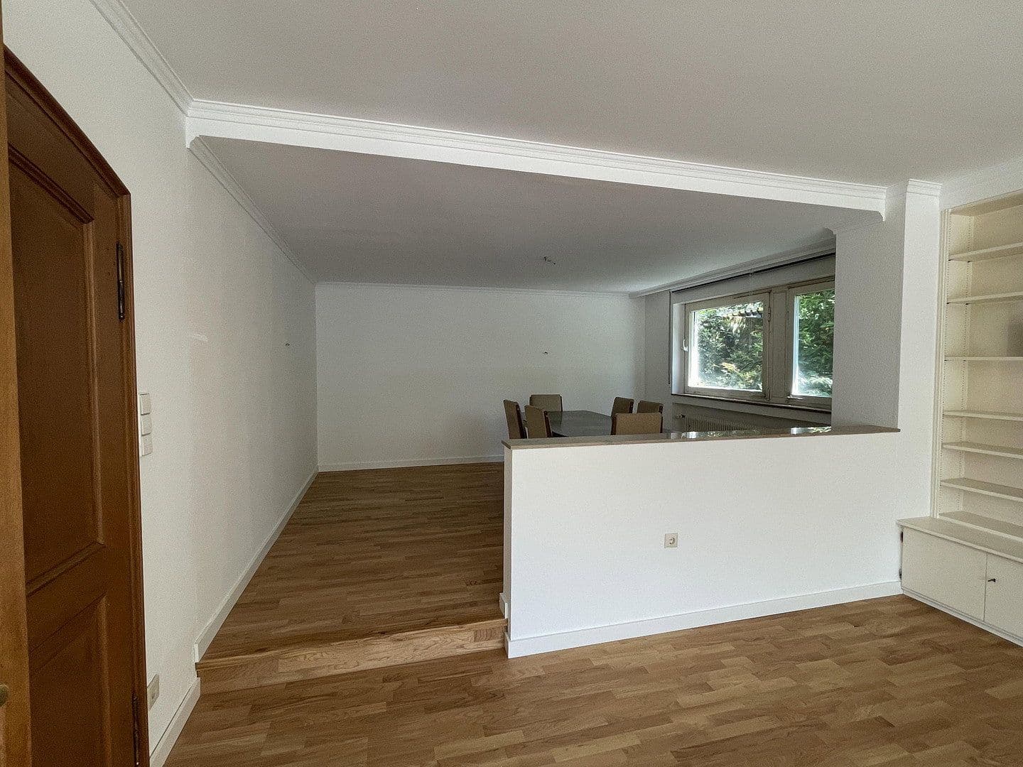 Predaj domu 410 m², pozemok 1.100 m², Korntal-Münchingen, Bádensko-Wurttembersko Predaj domu 410 m², pozemok 1.100 m², Korntal-Münchingen, Bádensko-Wurttembersko