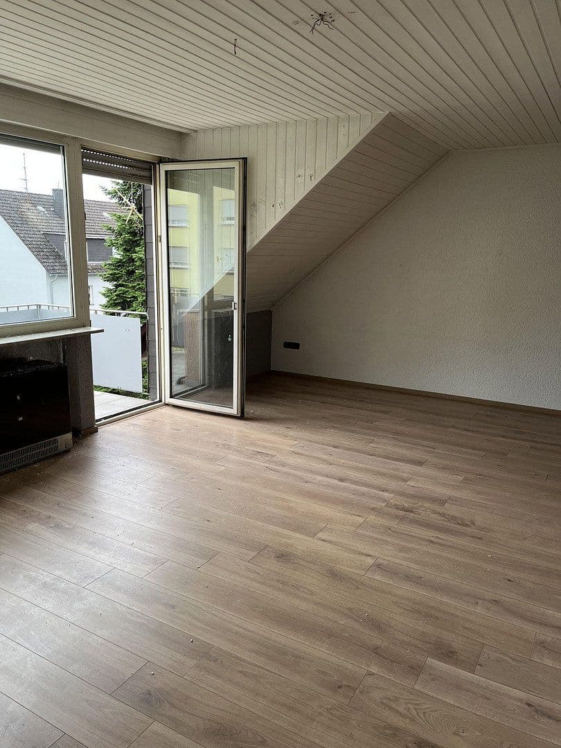 Prenájom bytu 2-izbový 68 m², Trier, Porýnie-Falcko Prenájom bytu 2-izbový 68 m², Trier, Porýnie-Falcko