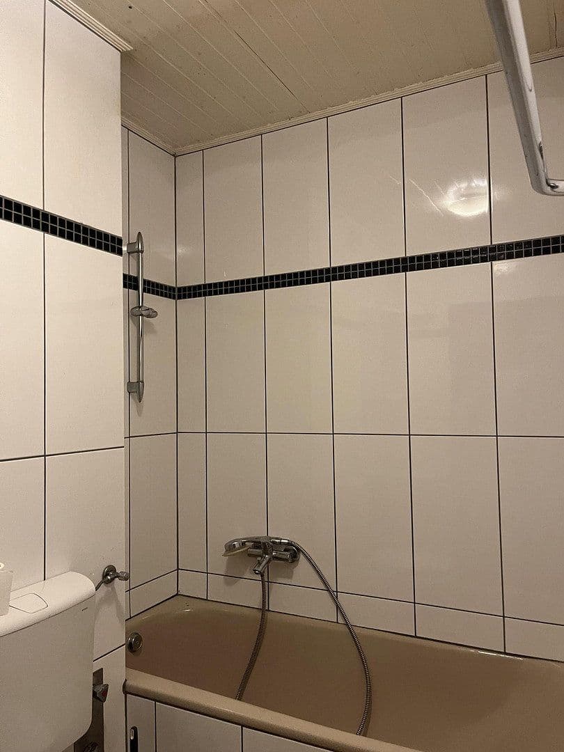 Prenájom bytu 2-izbový 68 m², Trier, Porýnie-Falcko Prenájom bytu 2-izbový 68 m², Trier, Porýnie-Falcko