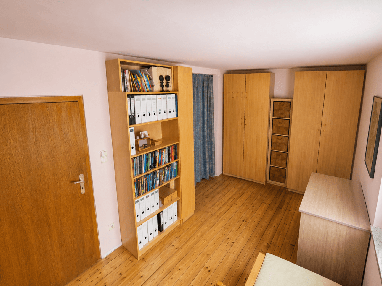 Predaj domu 188 m², pozemok 250 m², Gau-Algesheim, Porýnie-Falcko Predaj domu 188 m², pozemok 250 m², Gau-Algesheim, Porýnie-Falcko