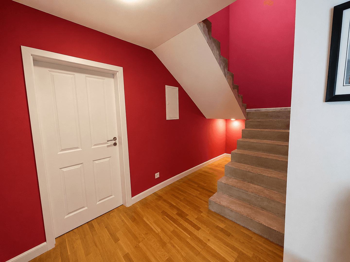 Predaj domu 188 m², pozemok 250 m², Gau-Algesheim, Porýnie-Falcko Predaj domu 188 m², pozemok 250 m², Gau-Algesheim, Porýnie-Falcko