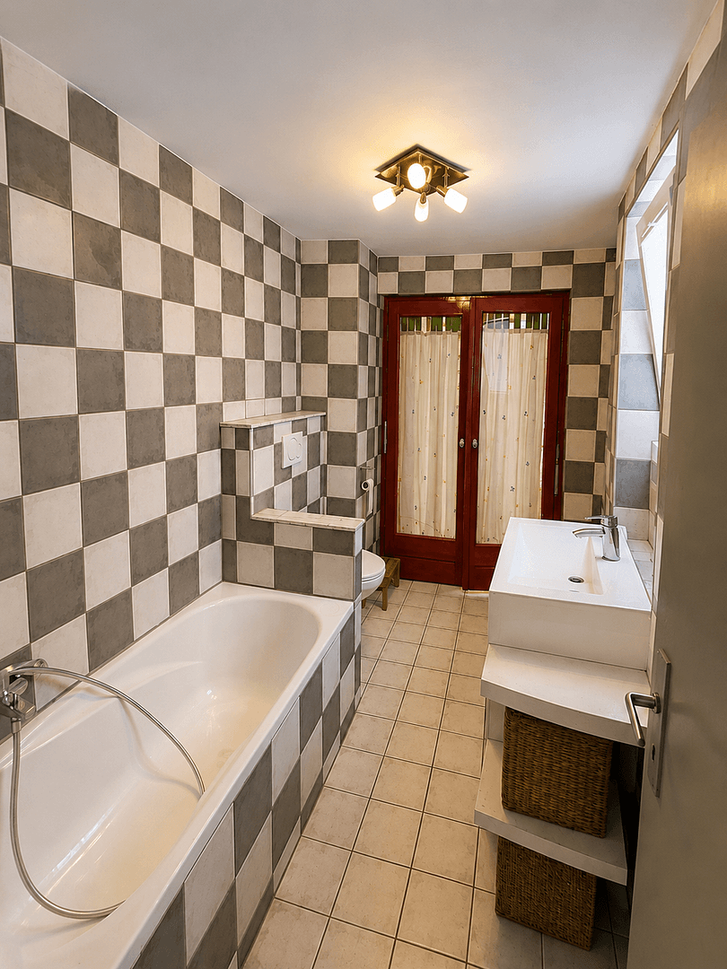 Predaj domu 188 m², pozemok 250 m², Gau-Algesheim, Porýnie-Falcko Predaj domu 188 m², pozemok 250 m², Gau-Algesheim, Porýnie-Falcko