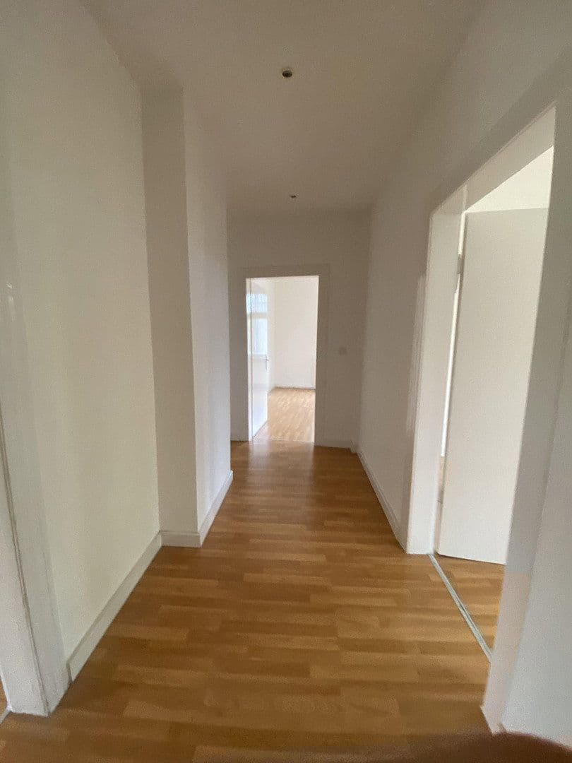 Prenájom bytu 4-izbový 108 m², Steinbrinkstraße 105, Oberhausen, Severné Porýnie - Westfálsko Prenájom bytu 4-izbový 108 m², Steinbrinkstraße 105, Oberhausen, Severné Porýnie - Westfálsko