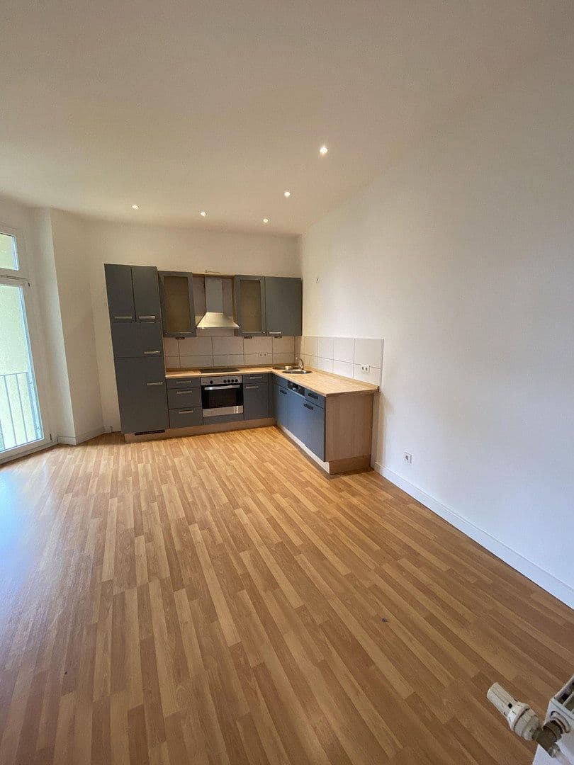 Prenájom bytu 4-izbový 108 m², Steinbrinkstraße 105, Oberhausen, Severné Porýnie - Westfálsko Prenájom bytu 4-izbový 108 m², Steinbrinkstraße 105, Oberhausen, Severné Porýnie - Westfálsko