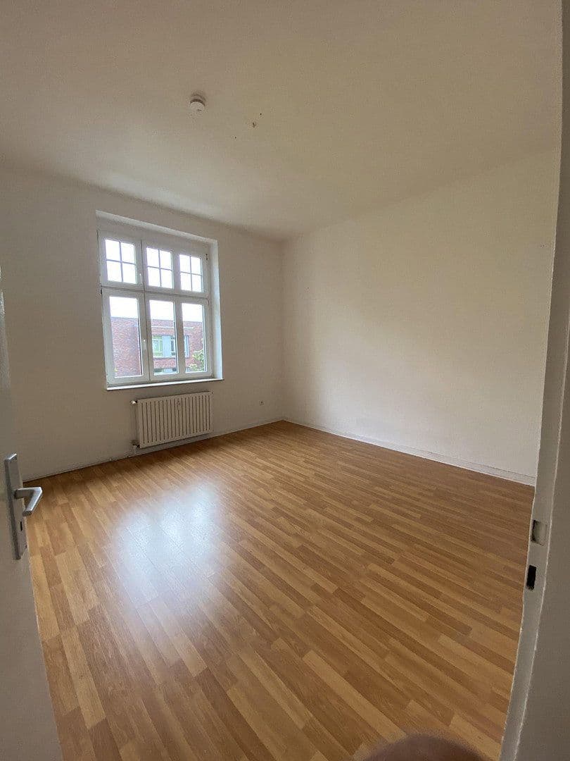 Prenájom bytu 4-izbový 108 m², Steinbrinkstraße 105, Oberhausen, Severné Porýnie - Westfálsko Prenájom bytu 4-izbový 108 m², Steinbrinkstraße 105, Oberhausen, Severné Porýnie - Westfálsko