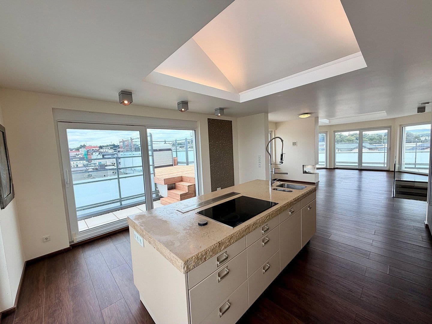 Predaj bytu 4-izbový 196 m², Limburg an der Lahn, Hesensko Predaj bytu 4-izbový 196 m², Limburg an der Lahn, Hesensko