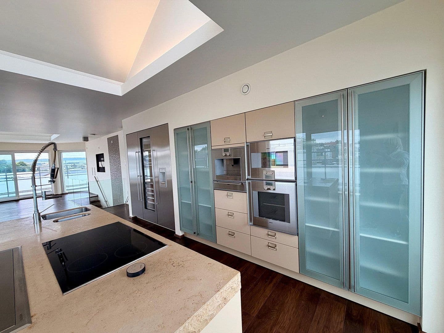 Predaj bytu 4-izbový 196 m², Limburg an der Lahn, Hesensko Predaj bytu 4-izbový 196 m², Limburg an der Lahn, Hesensko