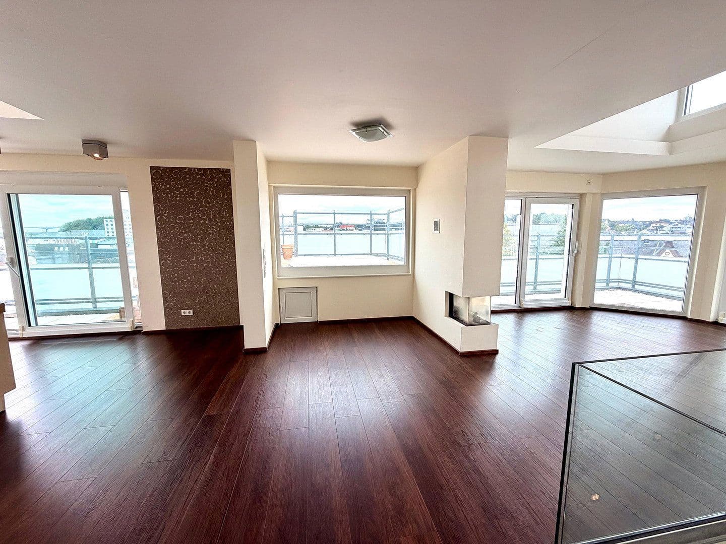 Predaj bytu 4-izbový 196 m², Limburg an der Lahn, Hesensko Predaj bytu 4-izbový 196 m², Limburg an der Lahn, Hesensko