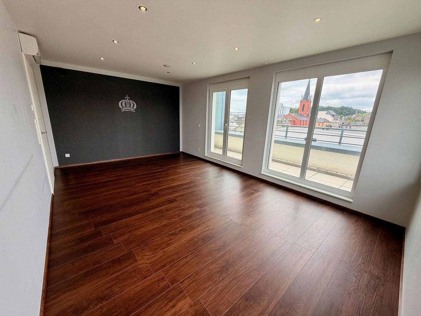 Predaj bytu 4-izbový 196 m², Limburg an der Lahn, Hesensko Predaj bytu 4-izbový 196 m², Limburg an der Lahn, Hesensko