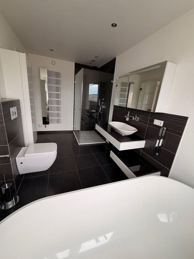Predaj bytu 4-izbový 196 m², Limburg an der Lahn, Hesensko Predaj bytu 4-izbový 196 m², Limburg an der Lahn, Hesensko