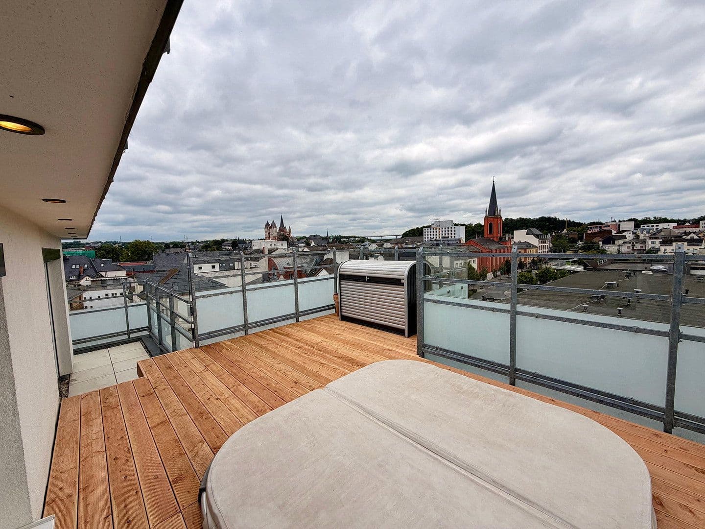 Predaj bytu 4-izbový 196 m², Limburg an der Lahn, Hesensko Predaj bytu 4-izbový 196 m², Limburg an der Lahn, Hesensko