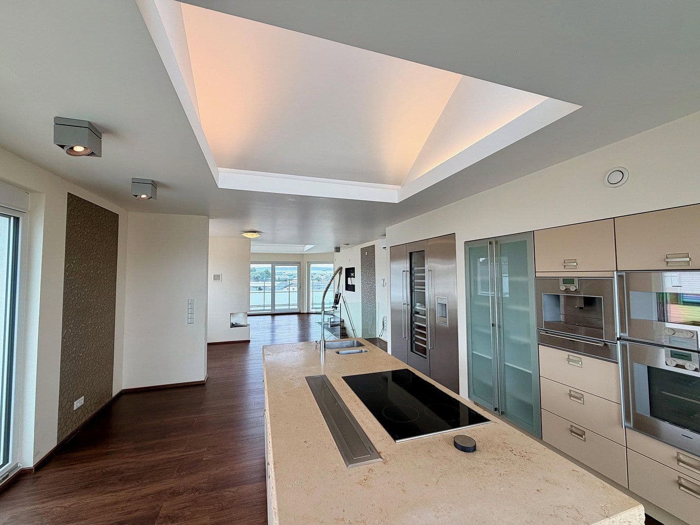 Predaj bytu 4-izbový 196 m², Limburg an der Lahn, Hesensko Predaj bytu 4-izbový 196 m², Limburg an der Lahn, Hesensko