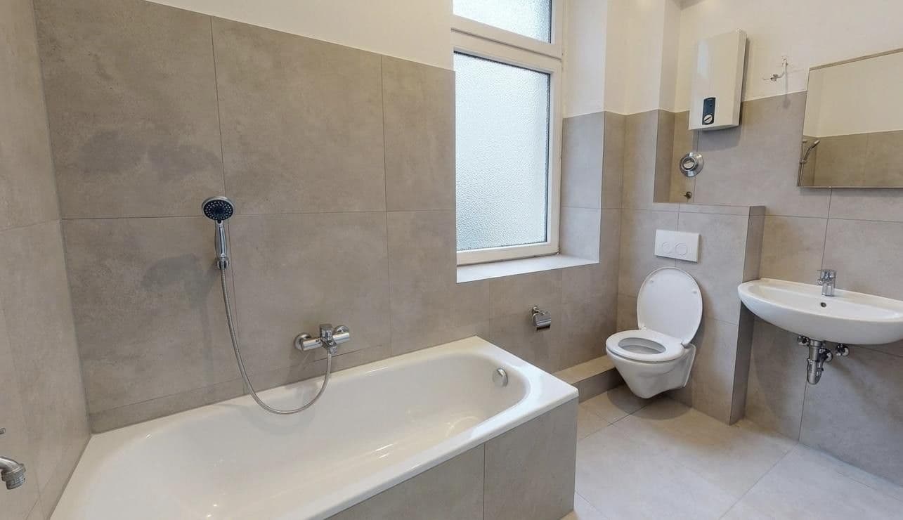 Predaj domu 1.190 m², pozemok 579 m², Gelsenkirchen, Severné Porýnie - Westfálsko Predaj domu 1.190 m², pozemok 579 m², Gelsenkirchen, Severné Porýnie - Westfálsko