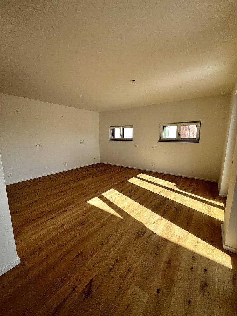 Prenájom bytu 3-izbový 135 m², Alte Str. 12, Frechen, Severné Porýnie - Westfálsko Prenájom bytu 3-izbový 135 m², Alte Str. 12, Frechen, Severné Porýnie - Westfálsko
